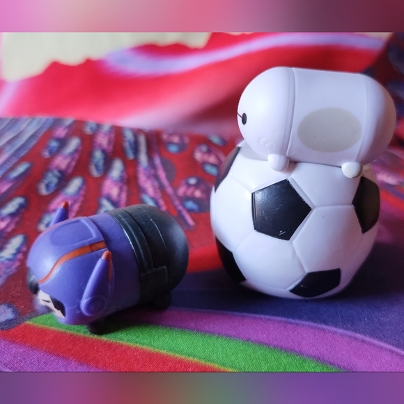 Disney Tsum Tsum Hiro Baymax and Soccer Ball - Picture 4 of 7